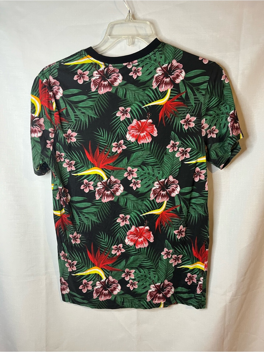 GUESS Black Tropical Floral Logo Tee with Pink & Red Blooms - Picture 5 of 5